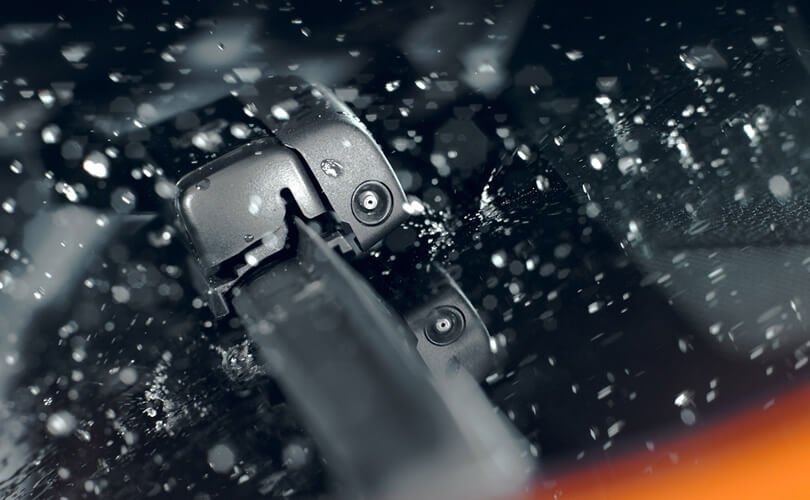 Rain Sensing Automatic Wipers